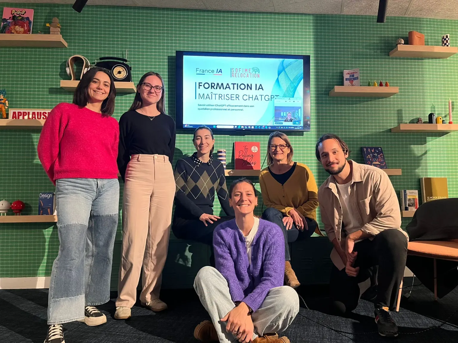 Moment de réseautage et d'échange entre les professionnels chez FranceIA